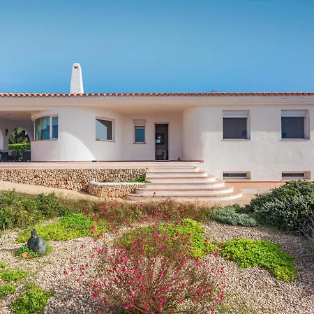Binicasal Villa