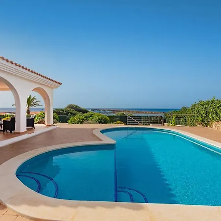 Villa Binicasal Sant Lluis